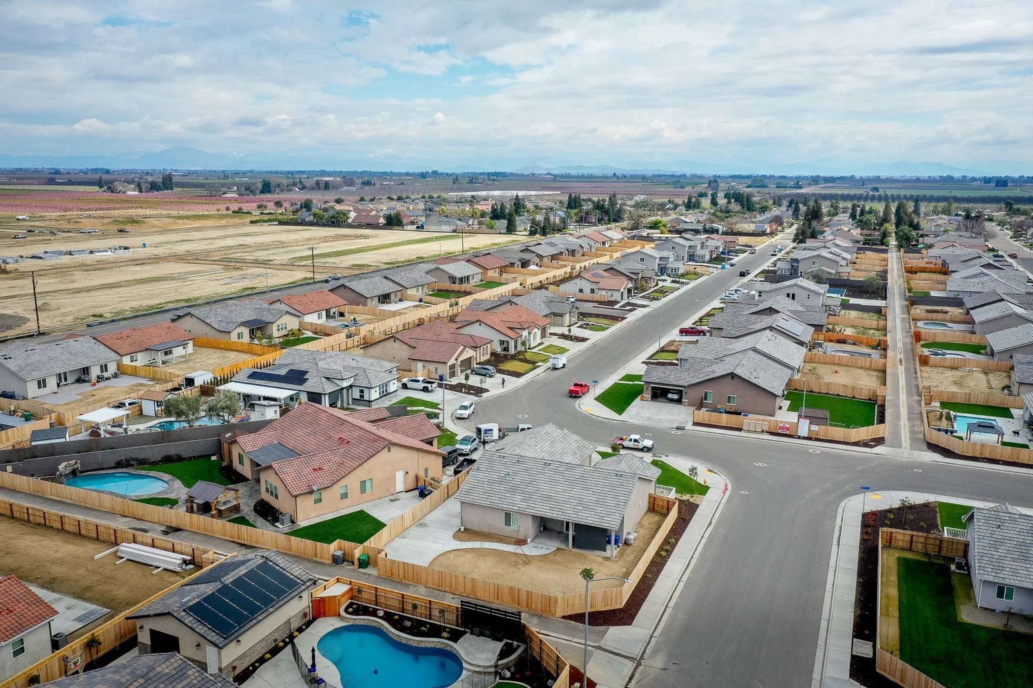 WE KNOW KINGSBURG HOMES